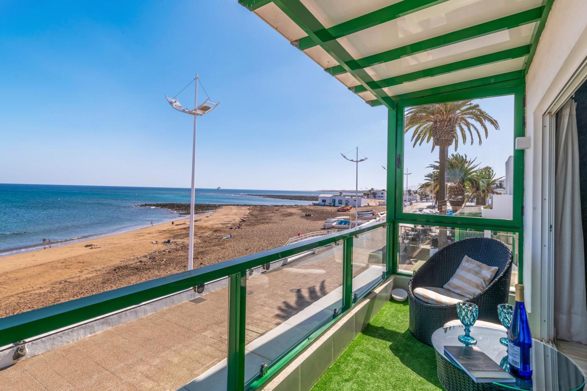 51 Avenue Playa Honda Apartment Playa Honda  Bagian luar foto