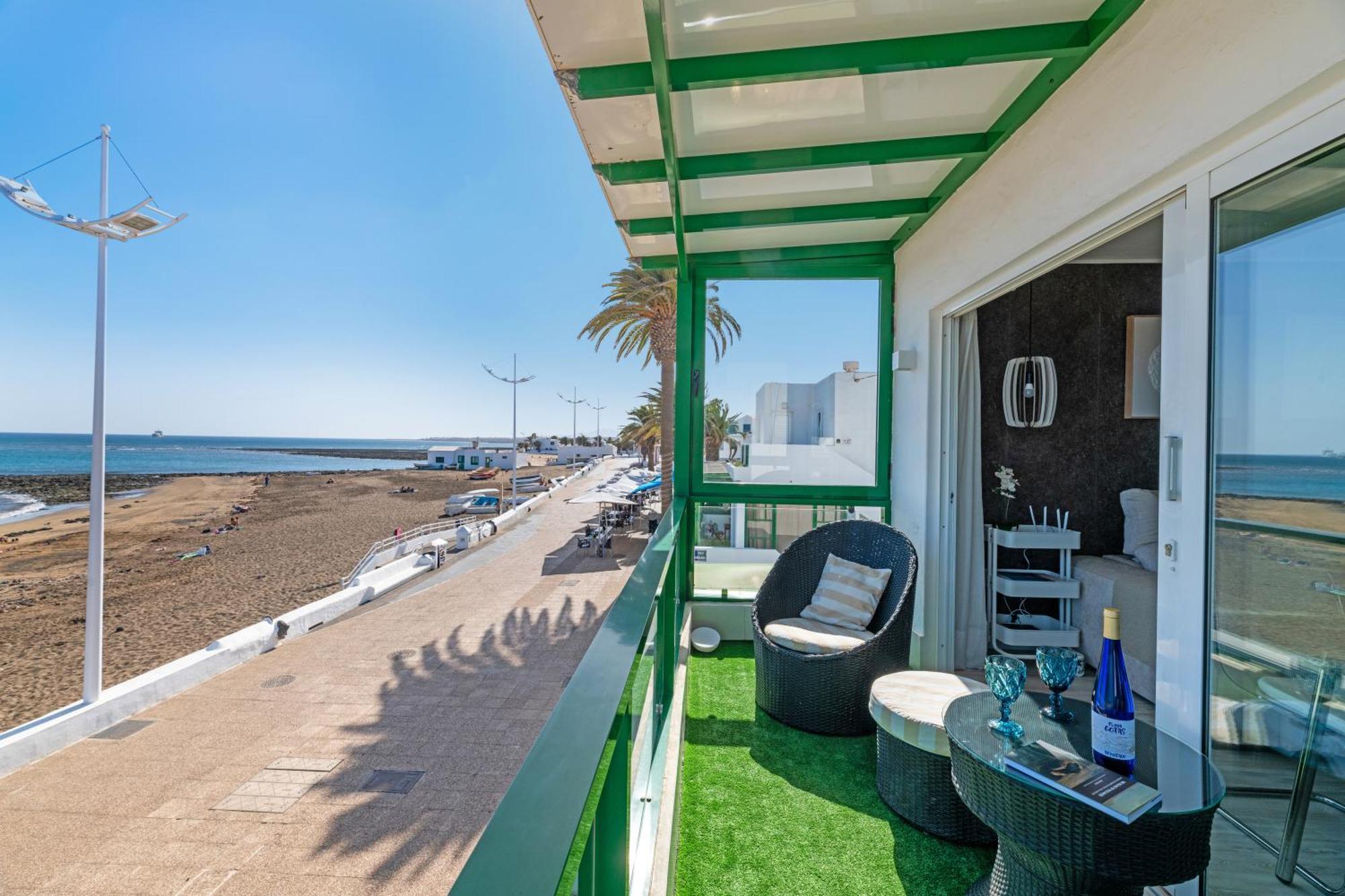 51 Avenue Playa Honda Apartment Playa Honda  Bagian luar foto